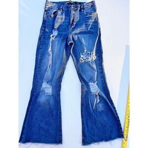 Girl-ish Los Angeles High Rise Flare Jeans Size‎ 13/31 Raw Hem Distressed W31